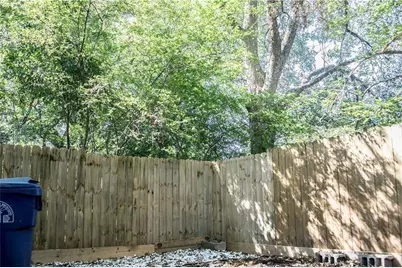 911 Smith Street SW, Atlanta, GA 30310 - Photo 2