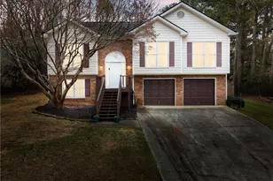 5920 Branden Hill Ln, Buford, GA 30518 - Photo 1