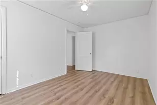 225 1st St SW, Atlanta, GA 30314 - Photo 14