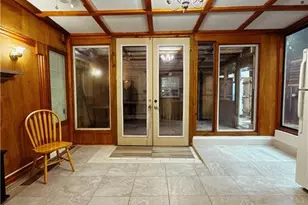 815 Sunfield Dr NW, Lilburn, GA 30047 - Photo 18