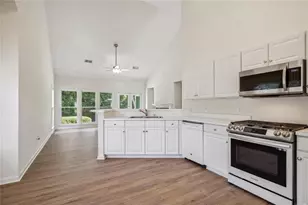 1118 Sadlers Close, Marietta, GA 30068 - Photo 8