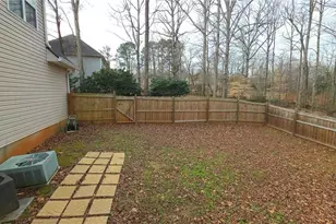 1048 Falls Brooke Dr, Conyers, GA 30094 - Photo 16