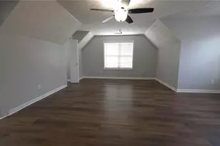 1048 Falls Brooke Dr, Conyers, GA 30094 - Photo 10