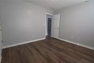 1048 Falls Brooke Dr, Conyers, GA 30094 - Photo 14