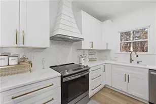 3630 Millers Pond Way, Snellville, GA 30039 - Photo 10