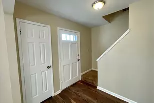 256 Robbie Ln SW, Marietta, GA 30060 - Photo 2