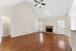 700 Hearthstone Crossing, Woodstock, GA 30189 - Photo 4