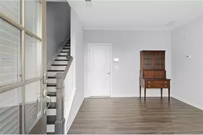 555 Broadview Place NE, Atlanta, GA 30324 - Photo 4