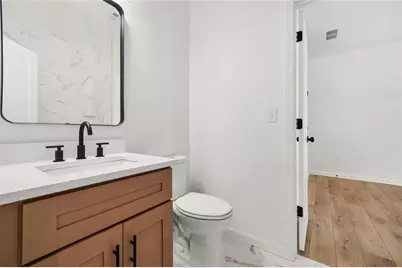 672 Commercial Avenue NW, Atlanta, GA 30318 - Photo 26