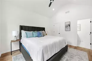 672 Commercial Ave NW, Atlanta, GA 30318 - Photo 18