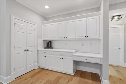 730 Hunting View Point., Atlanta, GA 30328 - Photo 20