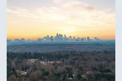 730 Hunting View Point., Atlanta, GA 30328 - Photo 74