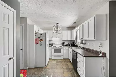 185 Jimmy Reynolds Drive, Jefferson, GA 30549 - Photo 6