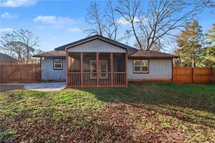 2057 Bixler Cir, Decatur, GA 30032 - Photo 32