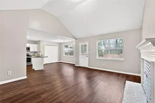 979 Oakwood Chase Cir, Stone Mountain, GA 30083 - Photo 14