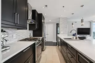 3338 Peachtree Rd NE, Atlanta, GA 30326 - Photo 6