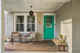 2323 Venetian Dr SW, Atlanta, GA 30311 - Photo 2