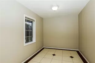 8951 Cornell Dr, Jonesboro, GA 30238 - Photo 16