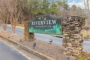 103 Riverview Dr SE, Marietta, GA 30067 - Photo 2