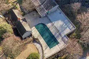 285 Lakemoore Dr NE, Atlanta, GA 30342 - Photo 24