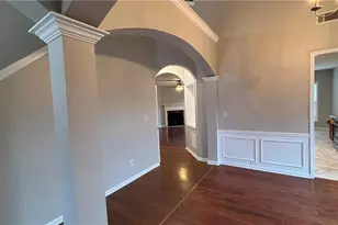 2581 Southhaven Ln, Buford, GA 30519 - Photo 6