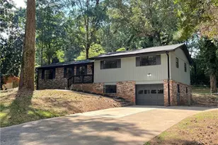 865 Cherrydale Ln, Woodstock, GA 30189 - Photo 1