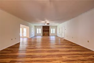 636 Tucker Hollow Rd SE, Calhoun, GA 30701 - Photo 2