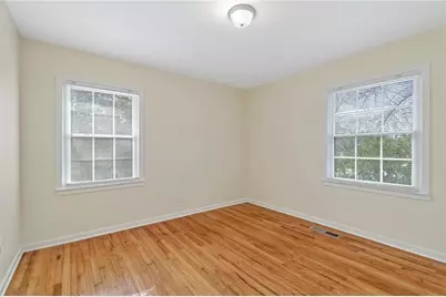 681 Toliver Street NE, Marietta, GA 30060 - Photo 10