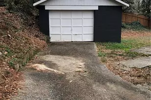 1048 Mantissa St NW, Atlanta, GA 30318 - Photo 12