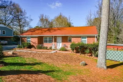 605 Floyd Drive SE, Smyrna, GA 30082 - Photo 1