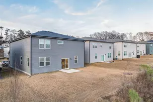 7129 Timberland Trl, Lithonia, GA 30058 - Photo 2