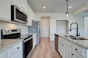 3487 Iron Hearth Bnd, Snellville, GA 30039 - Photo 10