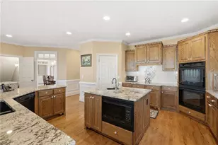 352 Sanderlin Mountain Dr, Big Canoe, GA 30143 - Photo 16