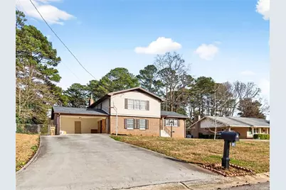 5657 Bob White Circle NW, Lilburn, GA 30047 - Photo 2