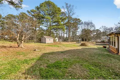 5657 Bob White Circle NW, Lilburn, GA 30047 - Photo 34