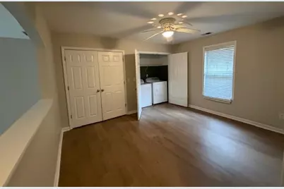 102 Lexington Parke Drive, Woodstock, GA 30189 - Photo 12