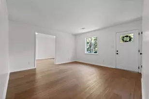 205 Pine St, Barnesville, GA 30204 - Photo 8