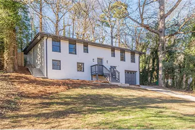 422 Susan Creek Drive, Stone Mountain, GA 30083 - Photo 4