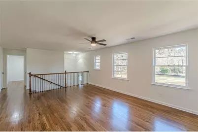 422 Susan Creek Drive, Stone Mountain, GA 30083 - Photo 14