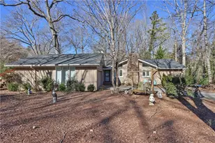 1474 Lake Shore Cir, Gainesville, GA 30501 - Photo 2