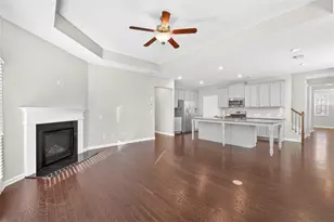 2405 Boxwalking Ct, Cumming, GA 30040 - Photo 6