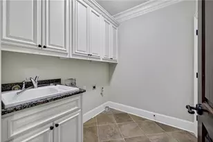 840 Camden Park Ct NE, Atlanta, GA 30342 - Photo 68