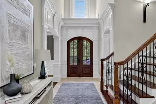 840 Camden Park Ct NE, Atlanta, GA 30342 - Photo 2