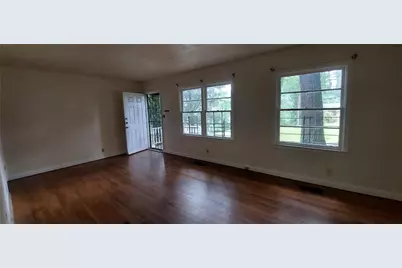2980 Wanda Circle SW, Atlanta, GA 30315 - Photo 8