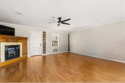 3462 Due West Road NW, Marietta, GA 30064 - Photo 6