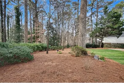 1679 Kellogg Springs Drive, Atlanta, GA 30338 - Photo 28