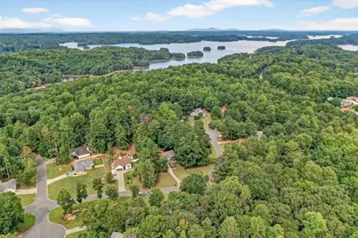 8635 Sapphire Lane, Gainesville, GA 30506 - Photo 48