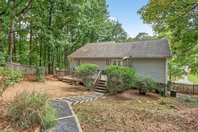 8635 Sapphire Lane, Gainesville, GA 30506 - Photo 56