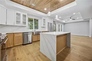 934 Zion Cir, Roswell, GA 30075 - Photo 6