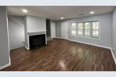 236 Chads Ford Way, Roswell, GA 30076 - Photo 2